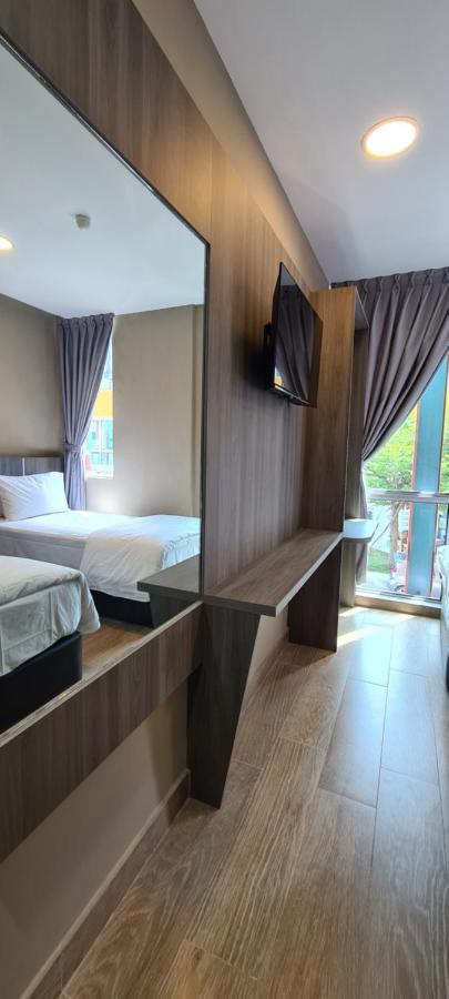 Zitro Hotel Порт-Діксон Екстер'єр фото